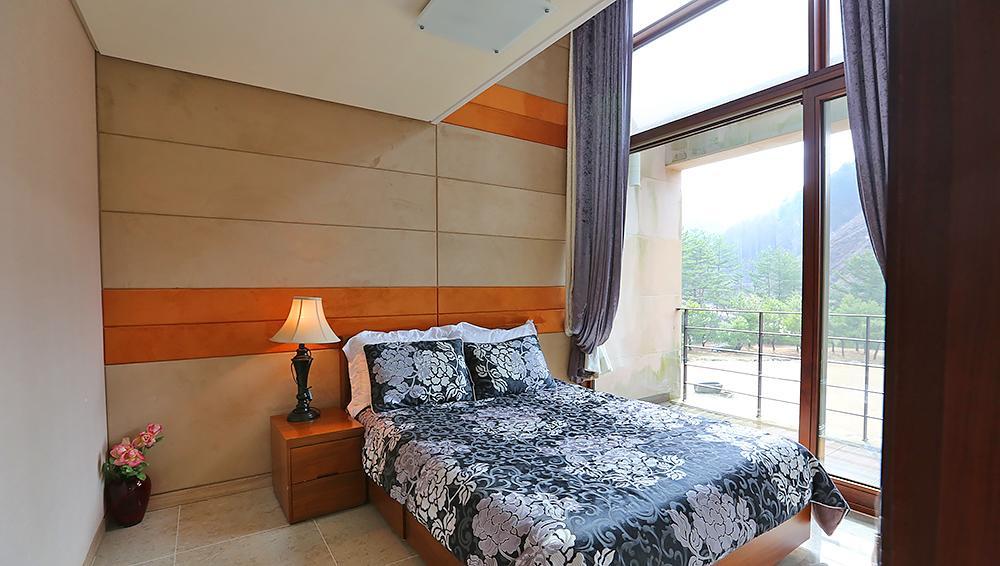 Hugel Heim Pension Phjongcshang Kültér fotó
